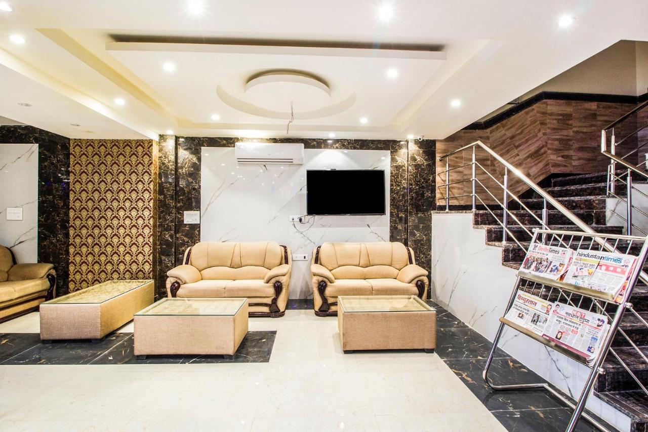 Fabhotel Olivia Suite New Delhi Exteriör bild